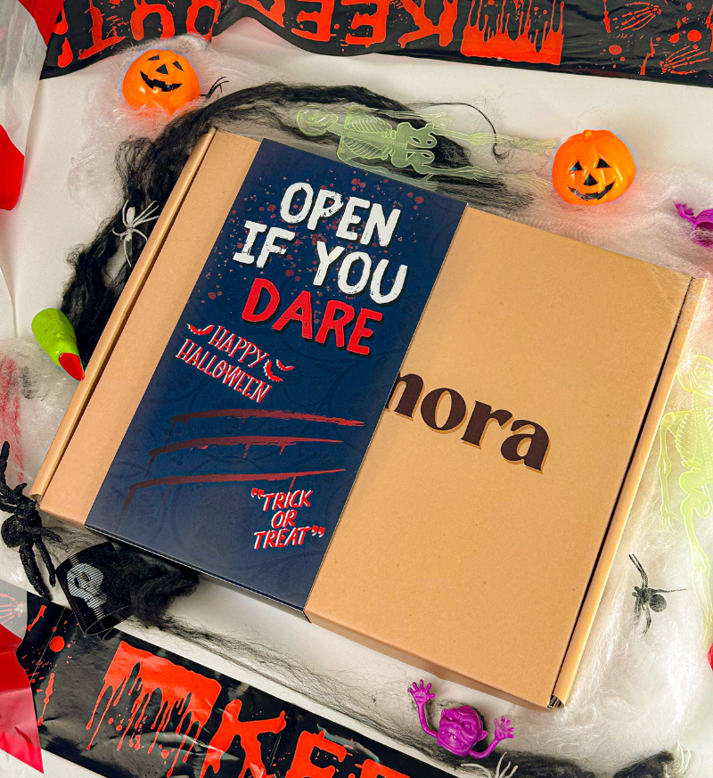 Crumora Box